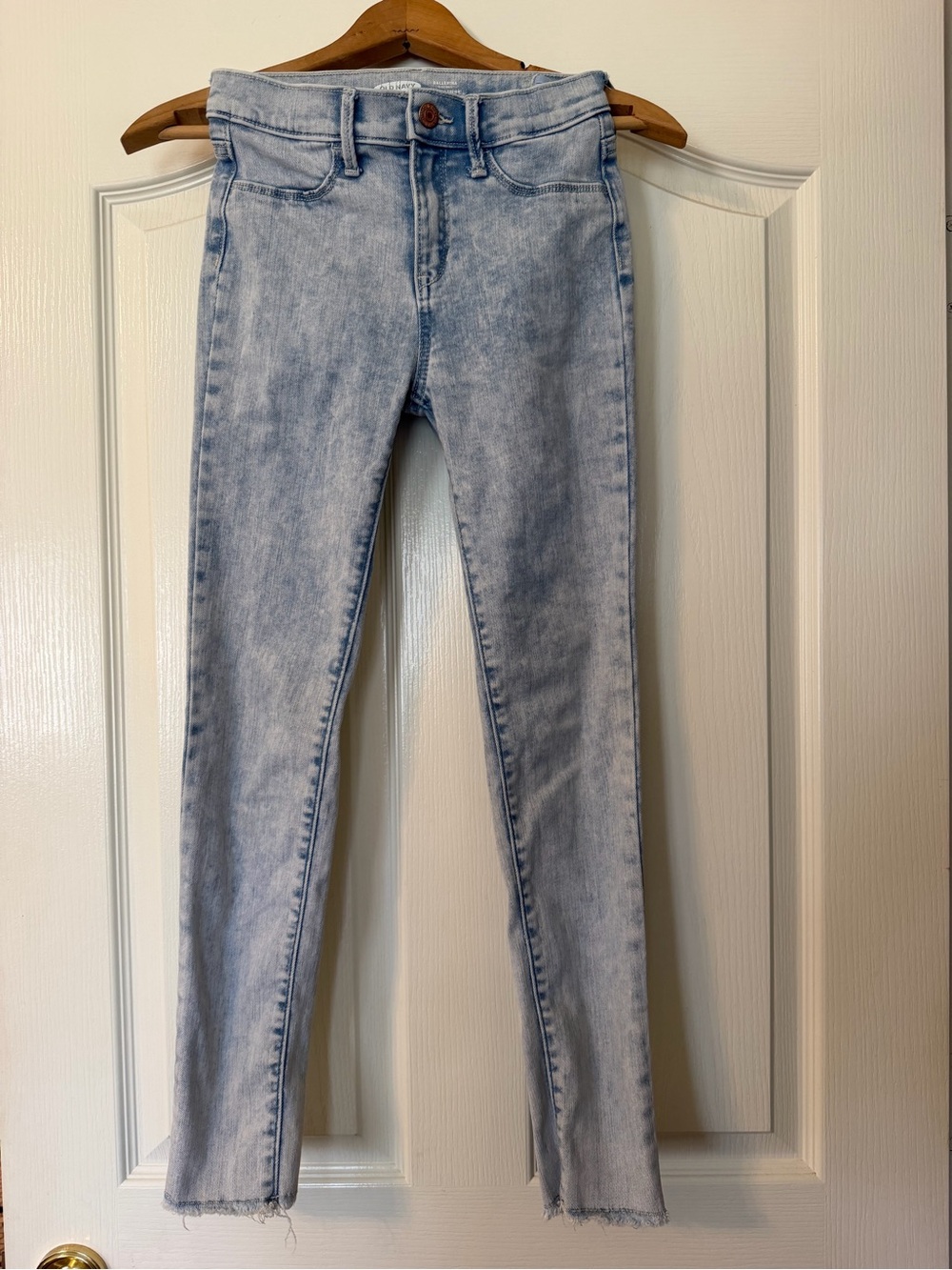 Old Navy Light Blue Skinny Jeans